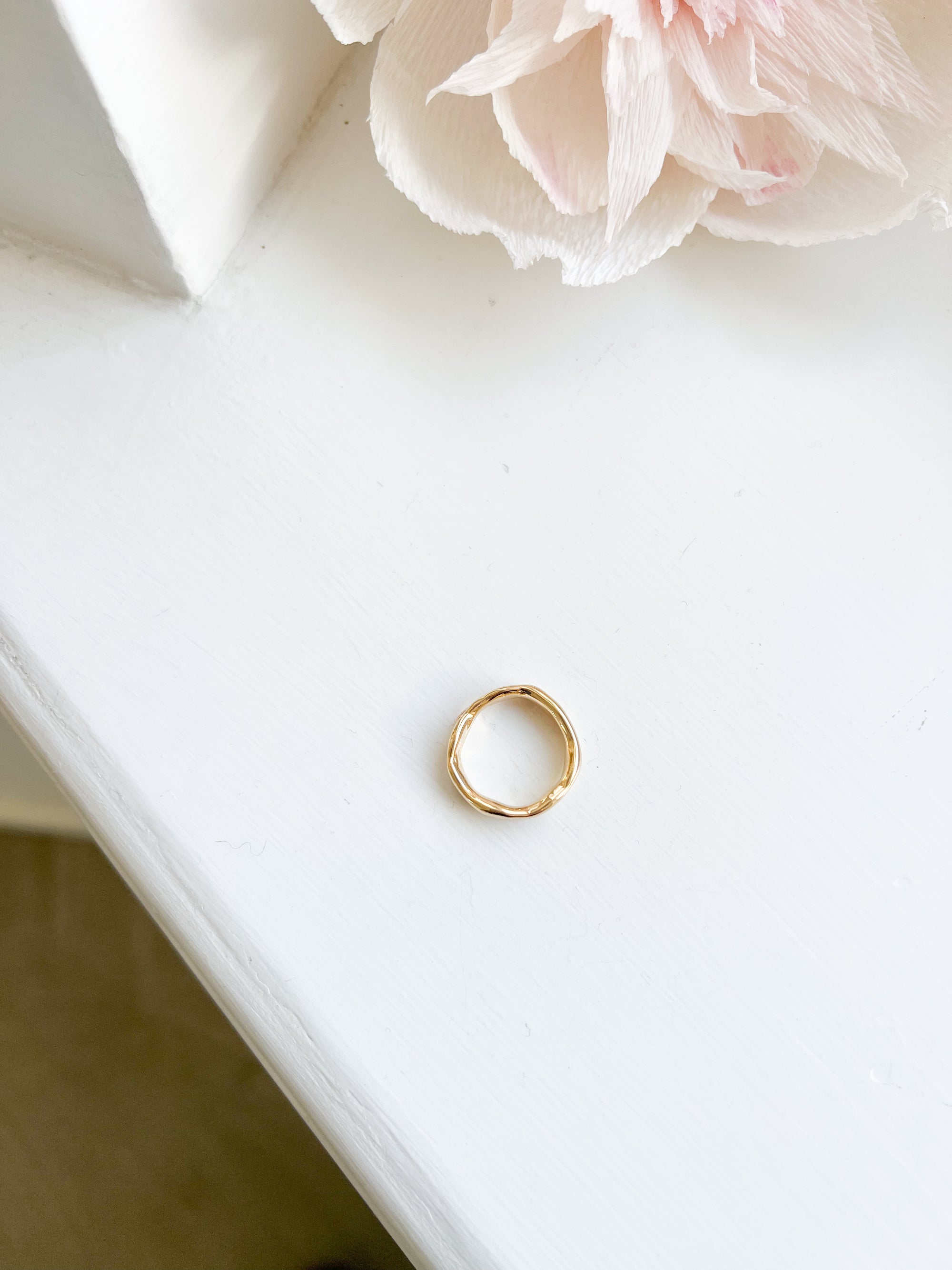 Alliance ring