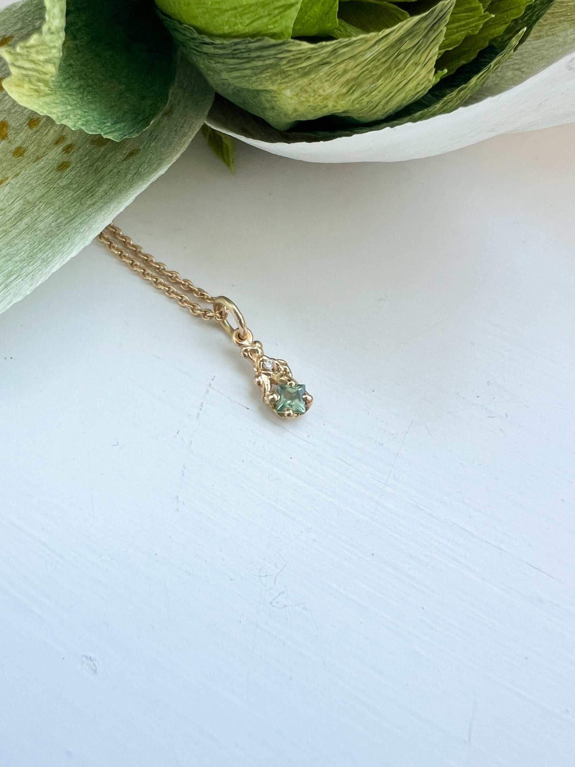 Candle, grøn safir & diamant