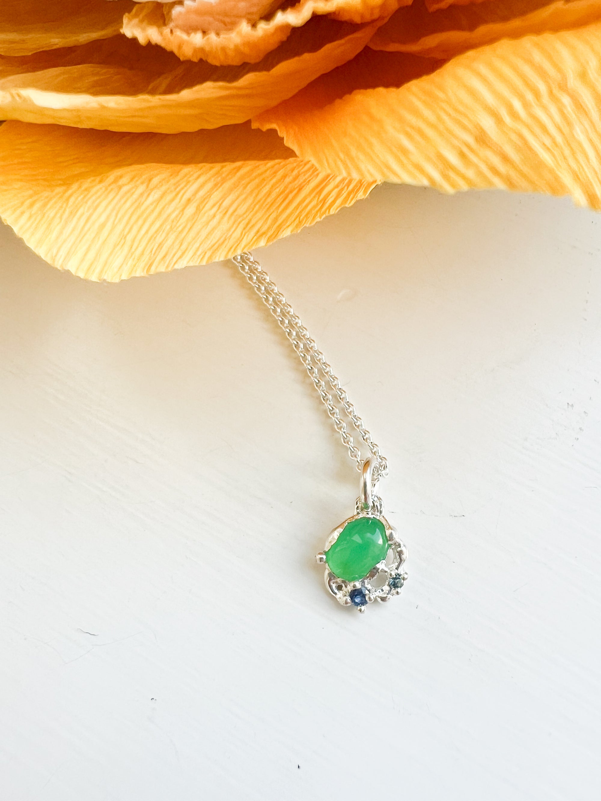 Candle, Crysoprase & safir