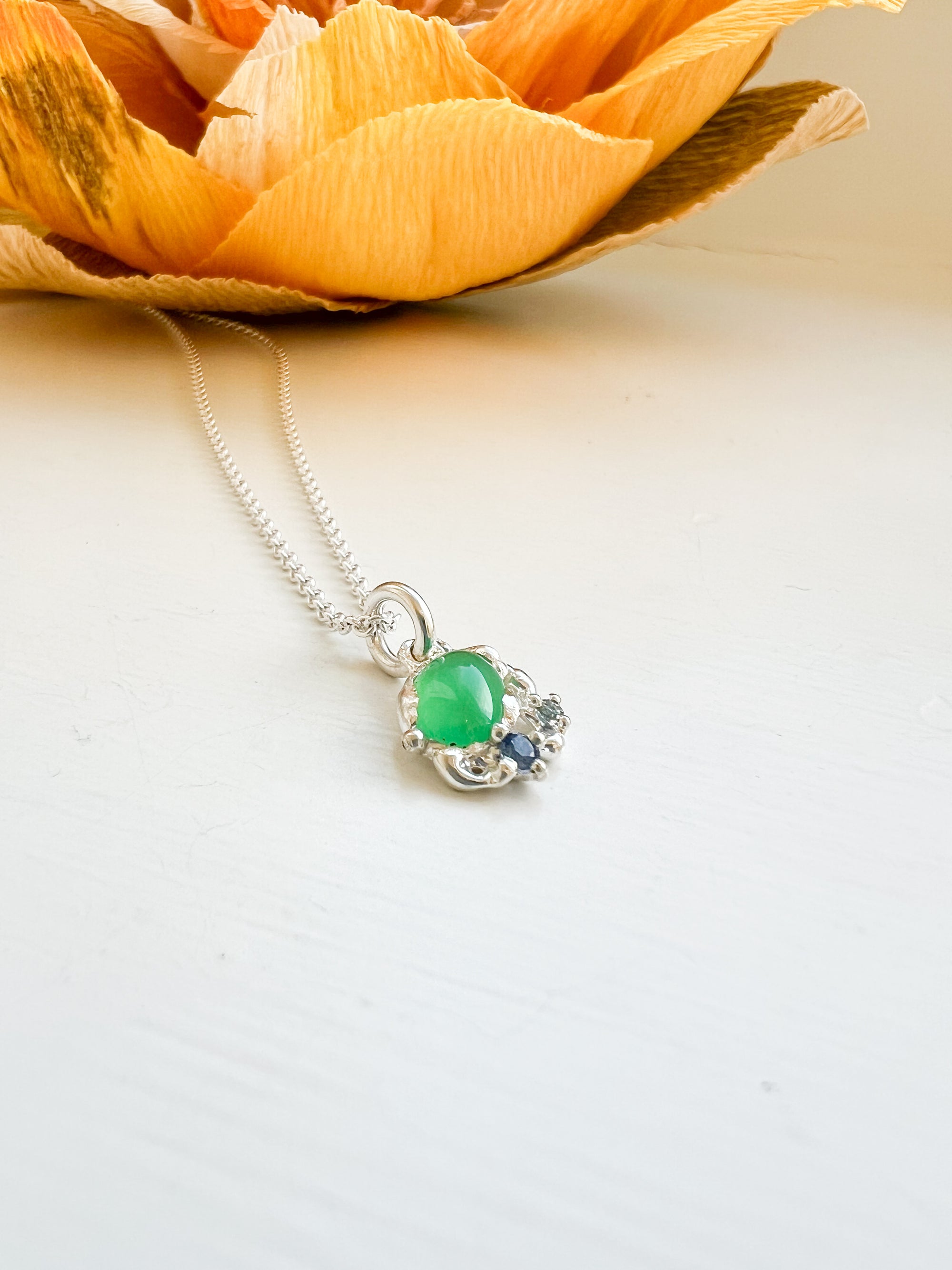 Candle, Crysoprase & safir