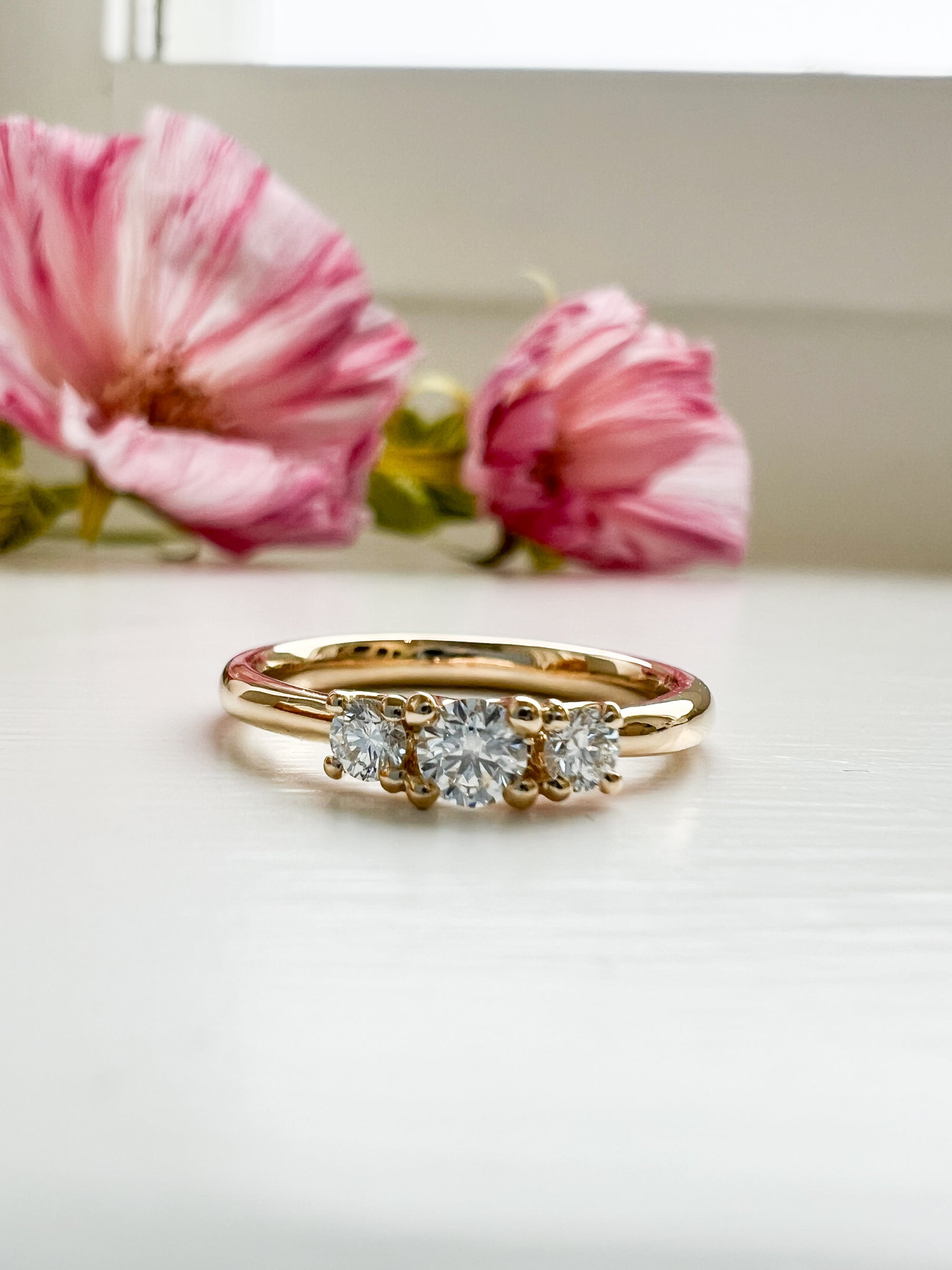 Tre-stens diamantring